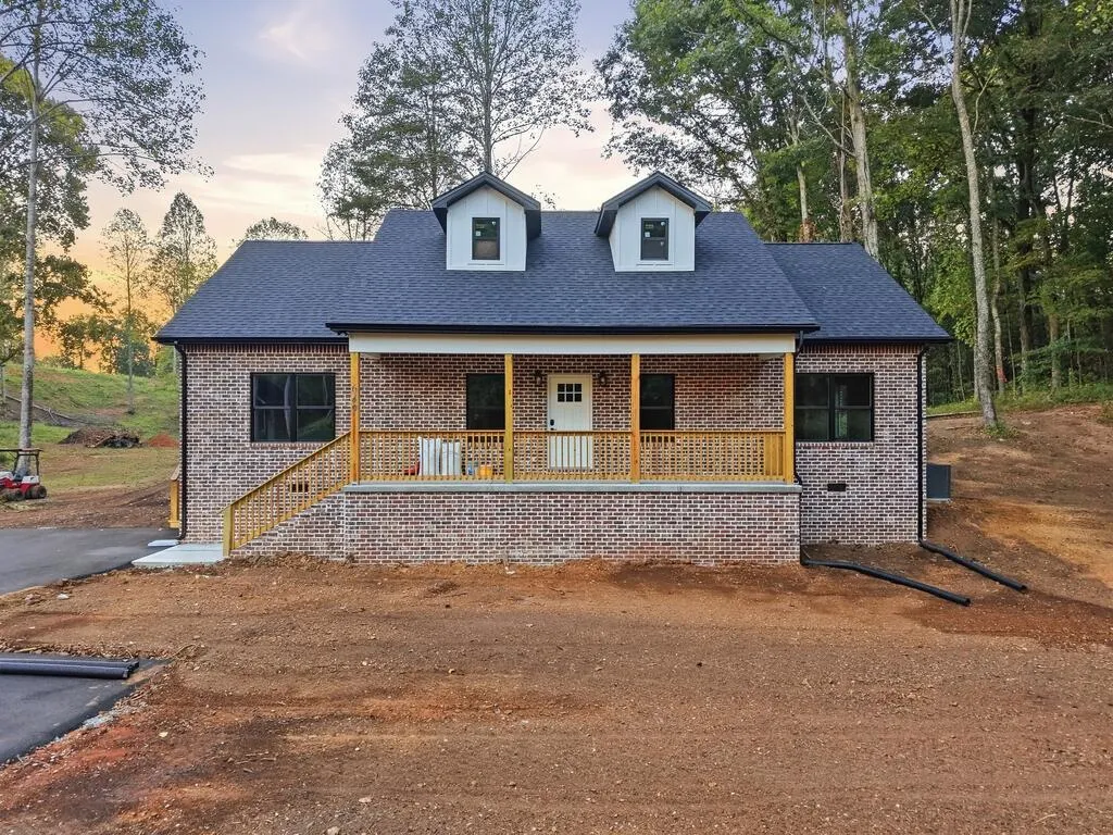 649 Crossvine Rd